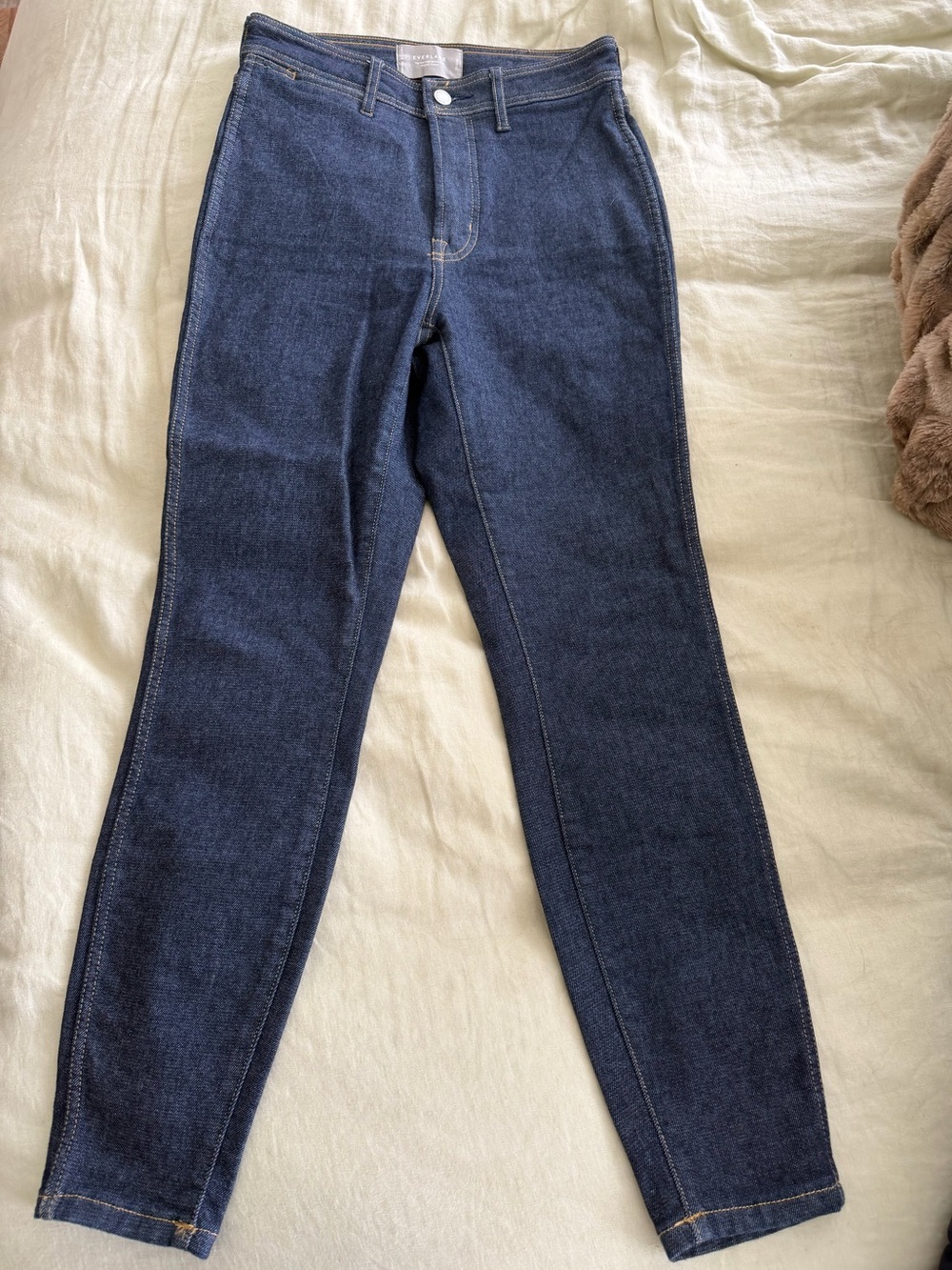 Everlane Women's Dark Indigo Way high High-Rise Skinny Jeans. Organic cotton
